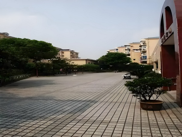 陈佩斯电影《戏台》：嬉笑过后，无尽悲凉
